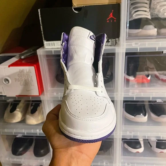 Wmns Air Jordan 1 Court Purple